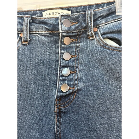And Now This High Rise Button Fly Cropped Raw Hem Jeans Women Sz 24 Distressed - Picture 3 of 8